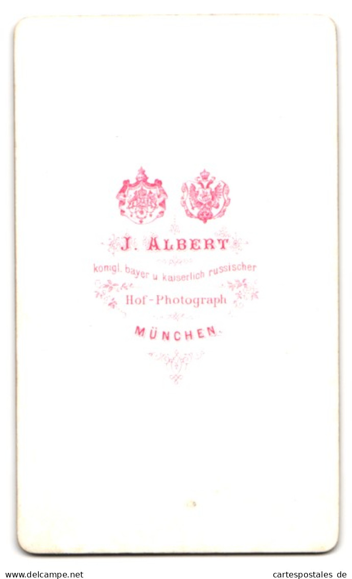 Fotografie J. Albert, München, Junge Dame Mit Brille Und Hohem Zopf  - Personnes Anonymes