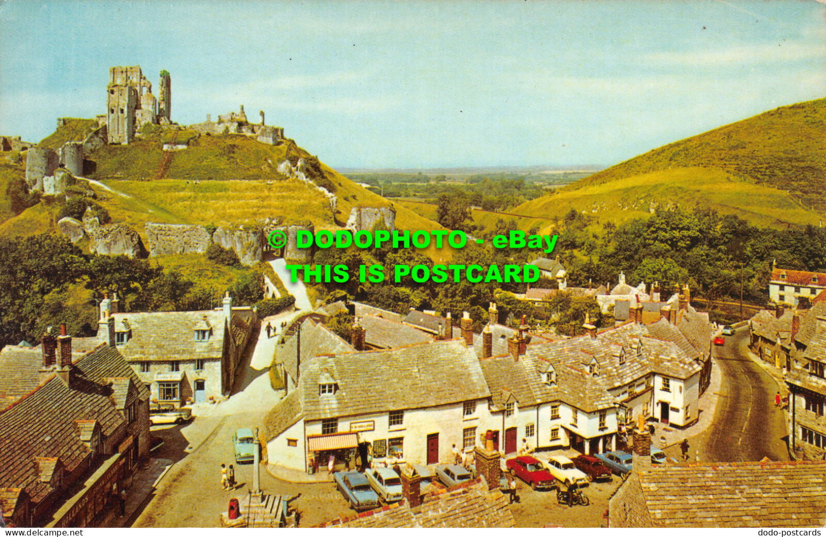 R524689 Corfe Castle. Postcard - World