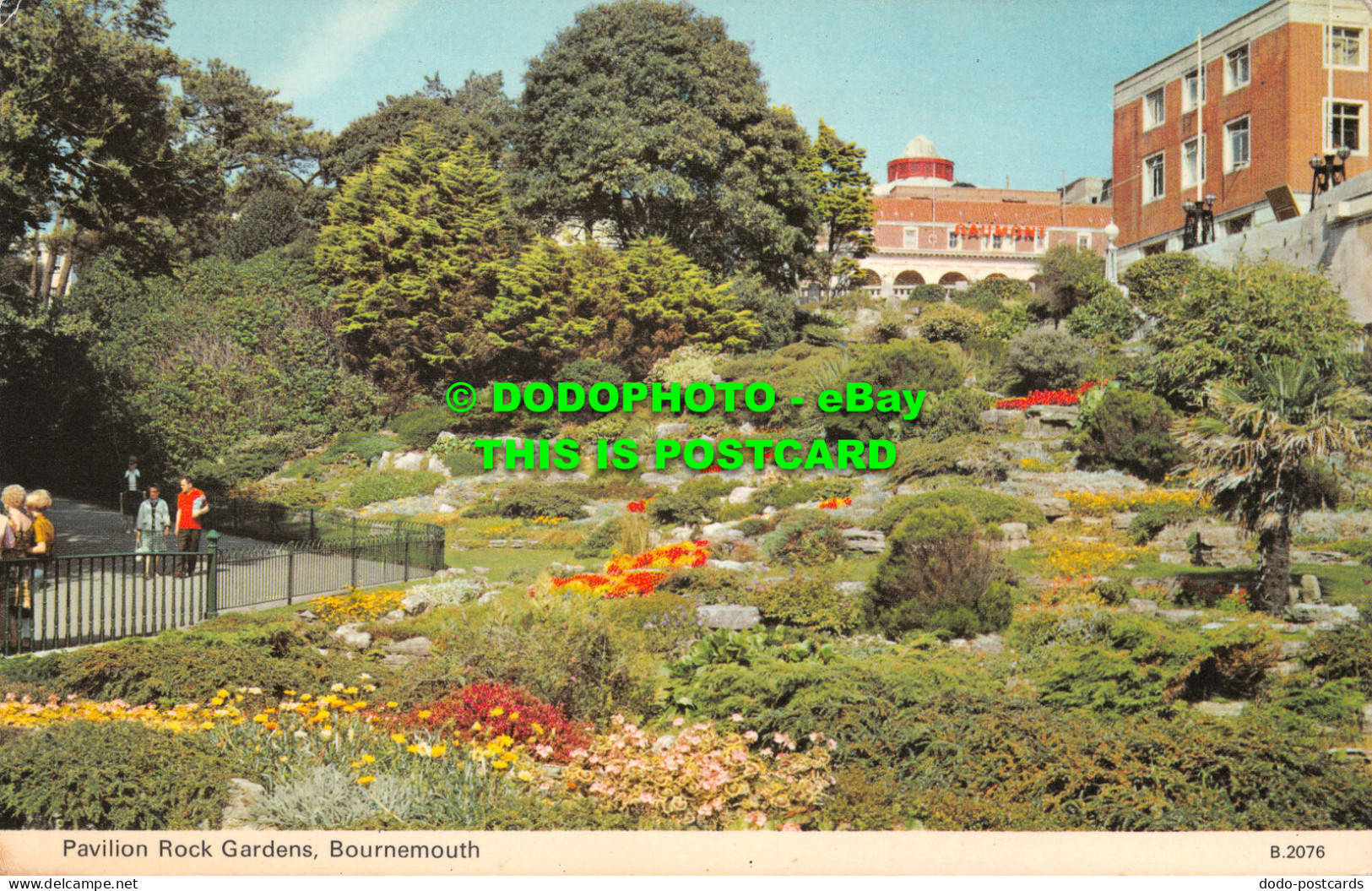 R524696 Bournemouth. Pavilion Rock Gardens. E. T. W. Dennis. Photocolour - Wereld