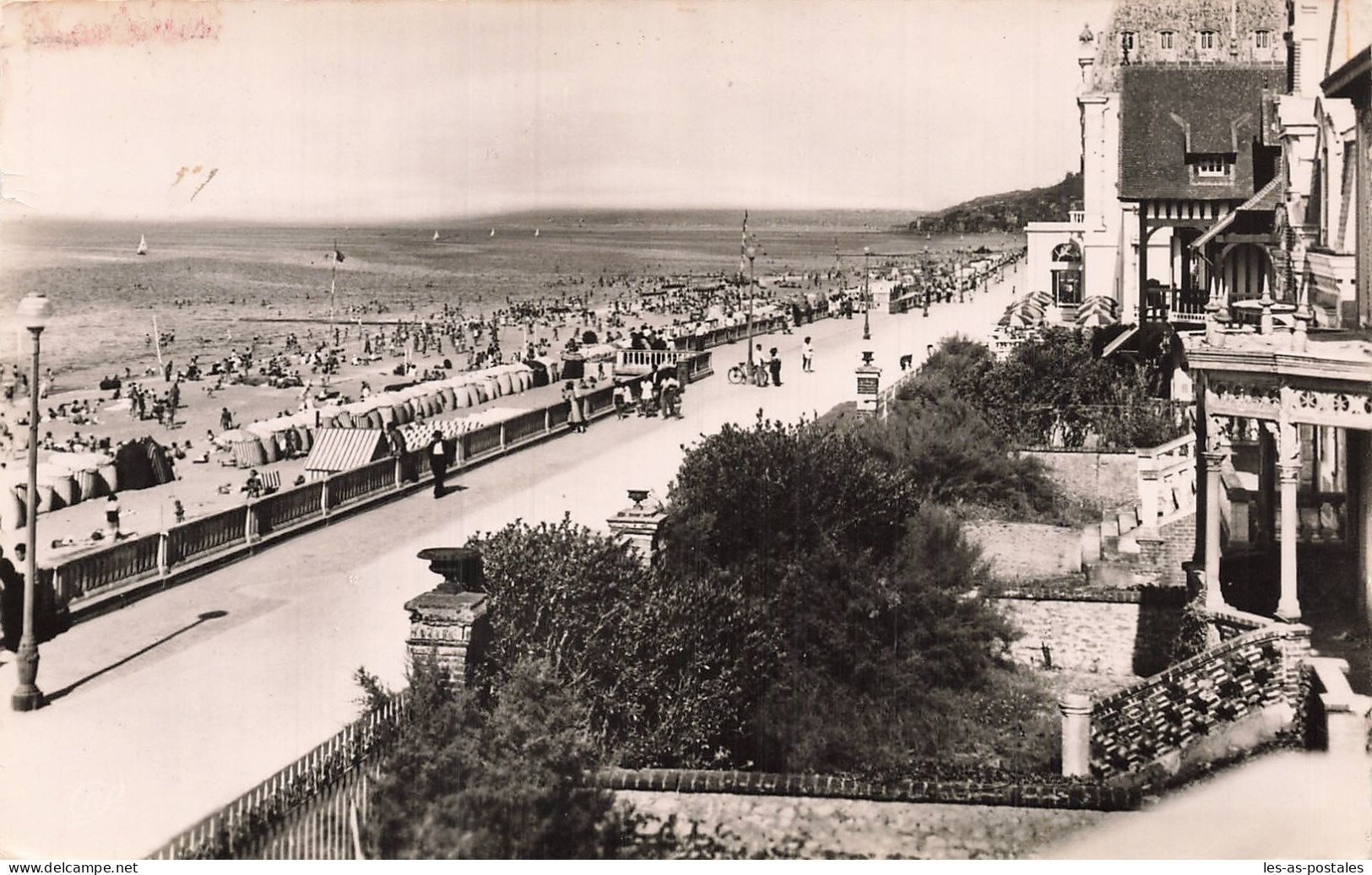 14  CABOURG LA DIGUE PROMENADE - Cabourg