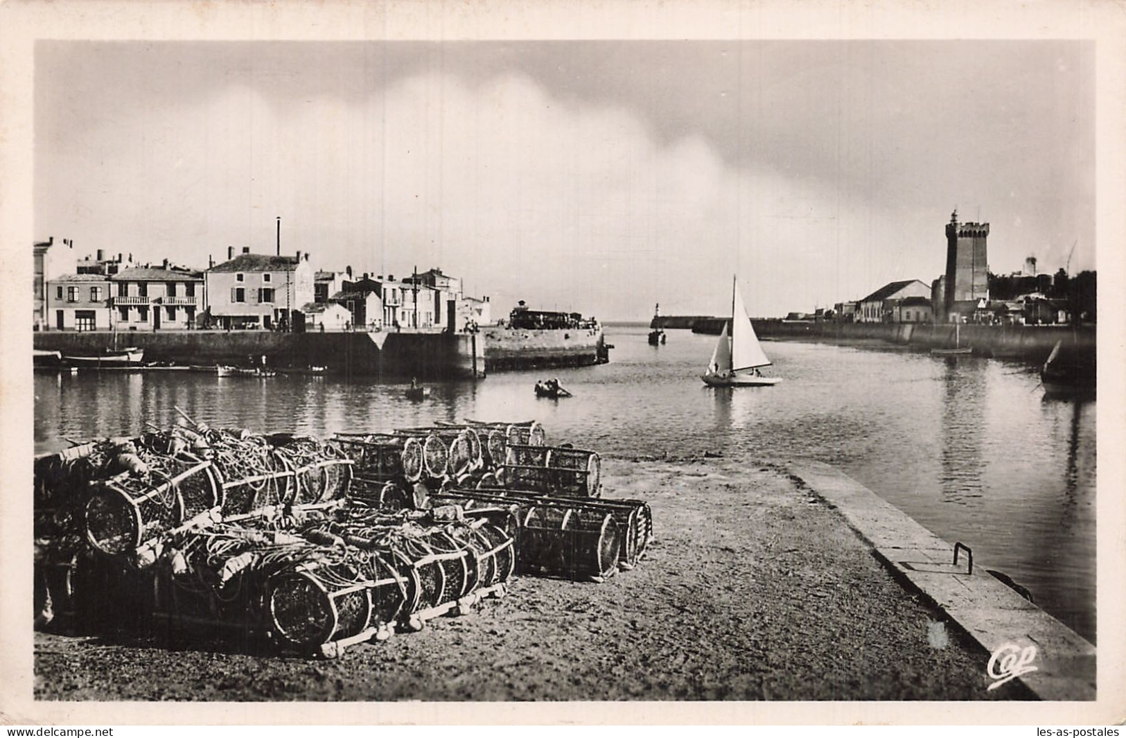 85  LES SABLES D OLONNE LE PORT - Sables D'Olonne