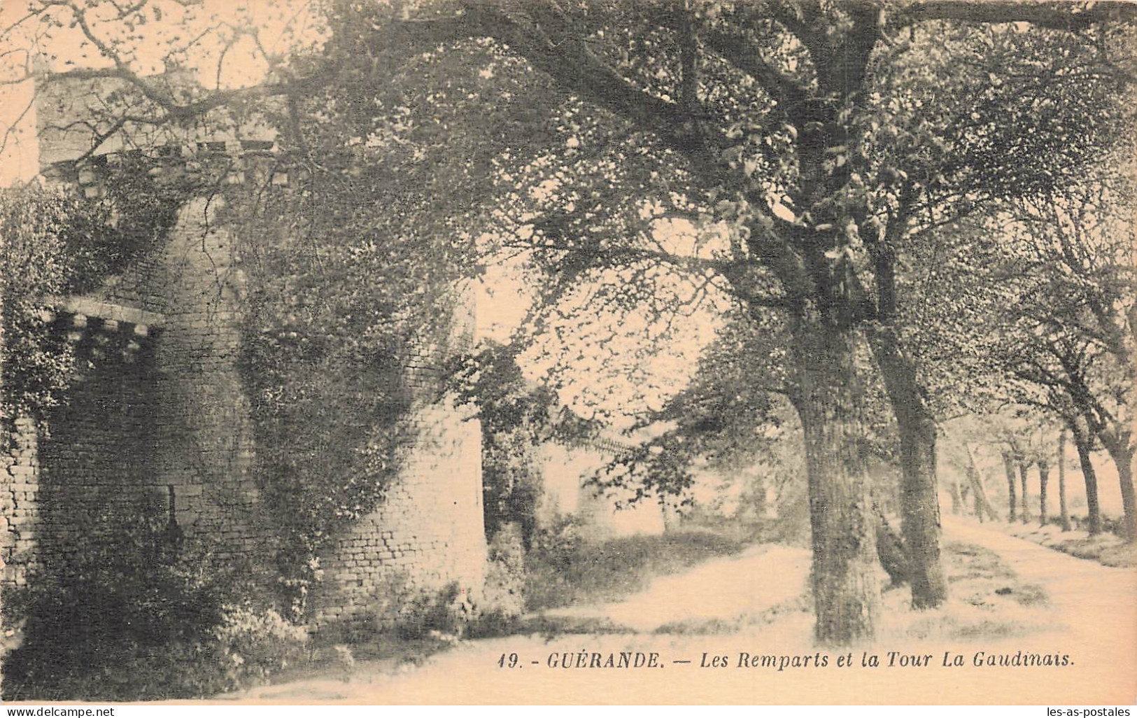 44 GUERANDE LES REMPARTS - Guérande