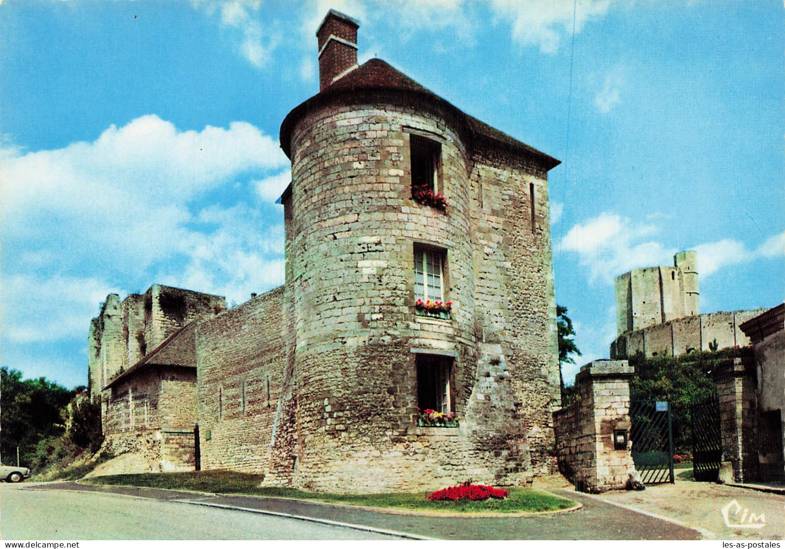 27 GISORS LE CHÂTEAU ET LA TOUR SAINT THOMAS - Gisors