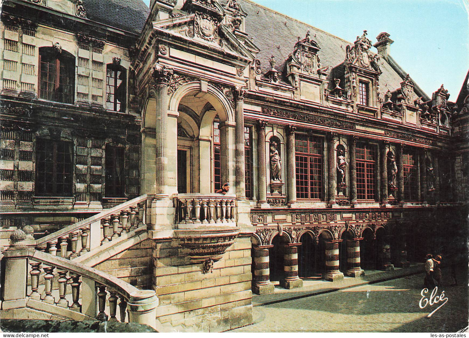 17 LA ROCHELLE COUR D HONNEUR DE L HOTEL DE VILLE - La Rochelle