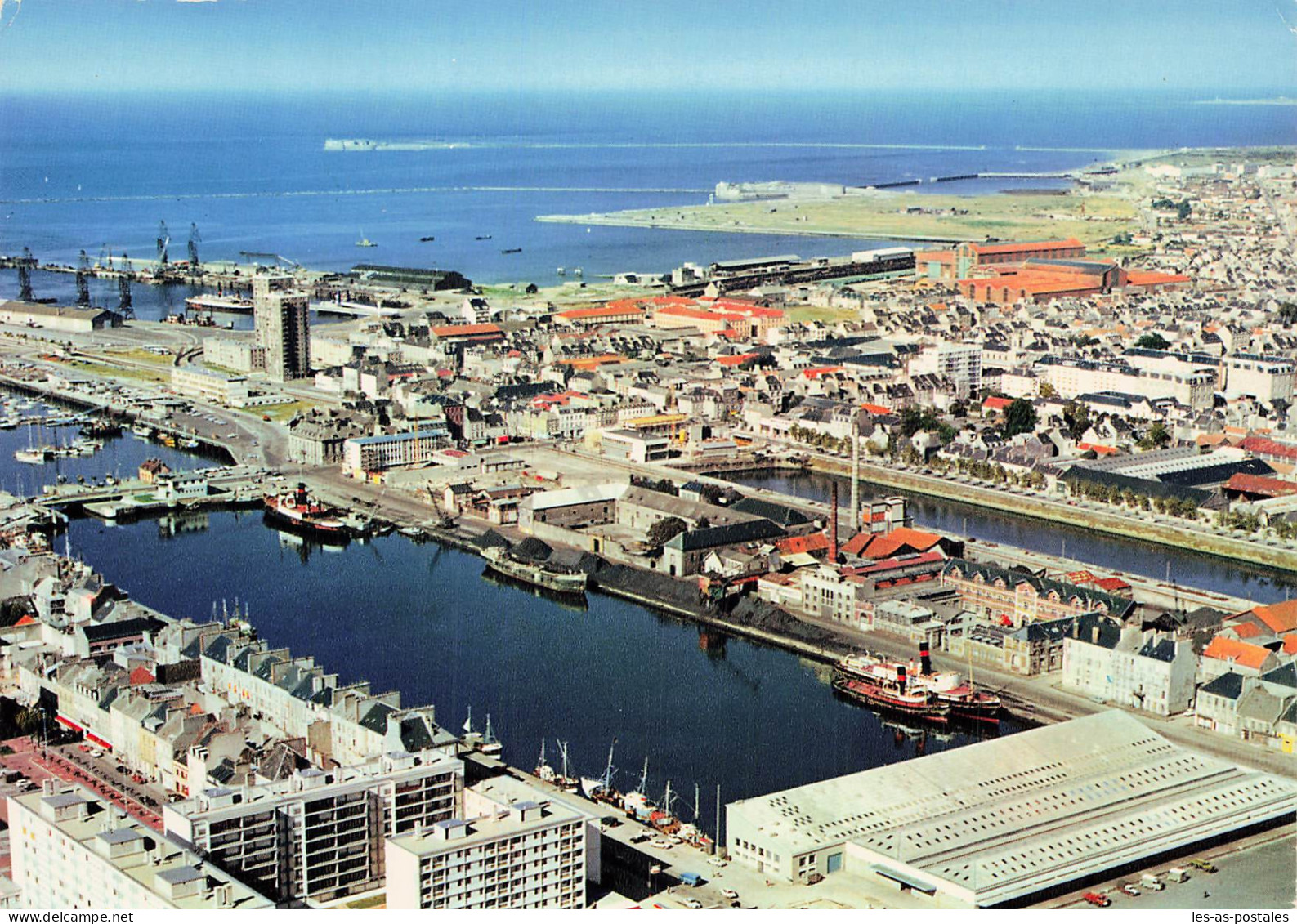 50 CHERBOURG LA PLACE DIVETTE ET LE PORT - Cherbourg