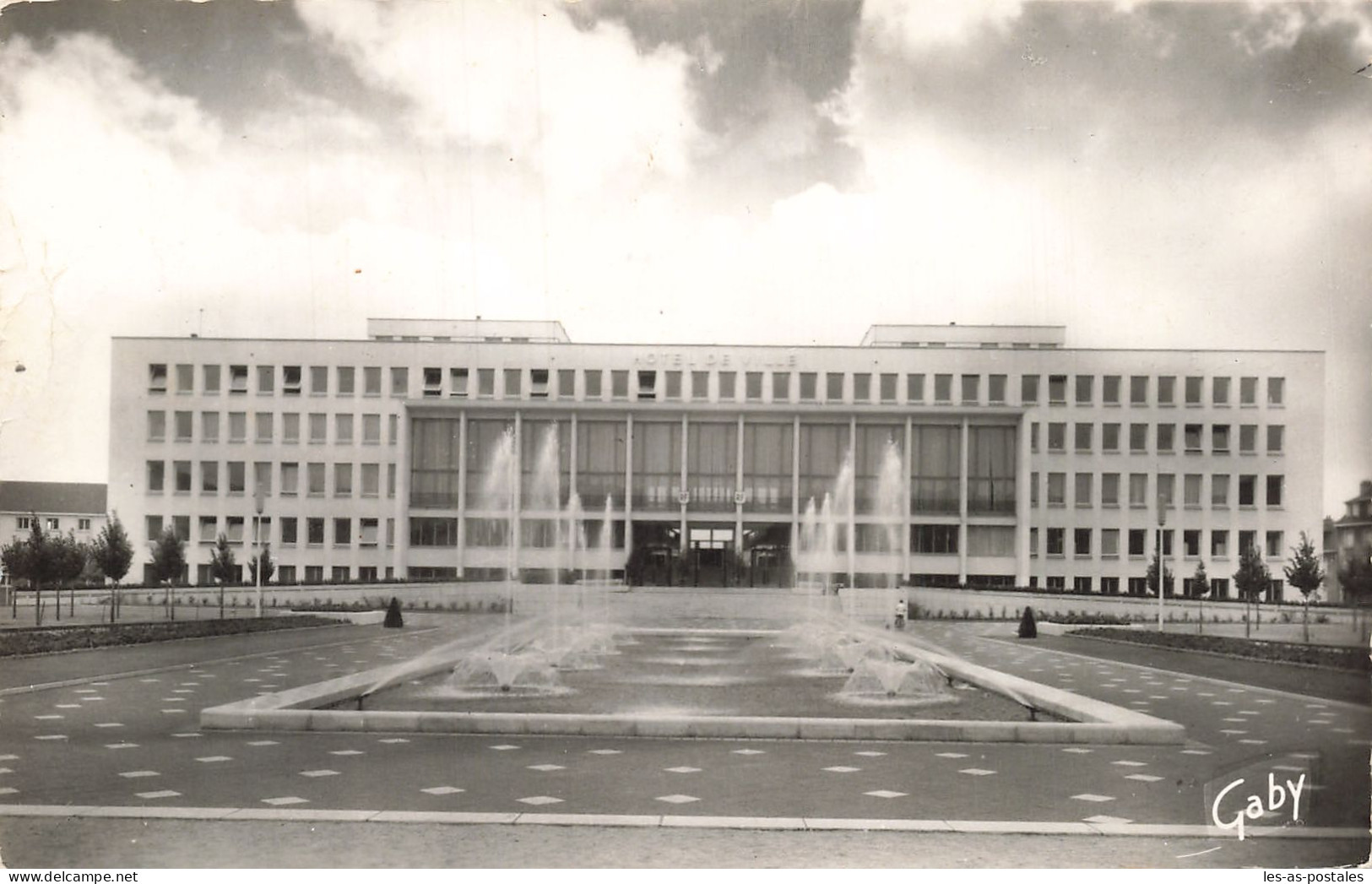 44 SAINT NAZAIRE L HOTEL DE VILLE - Saint Nazaire