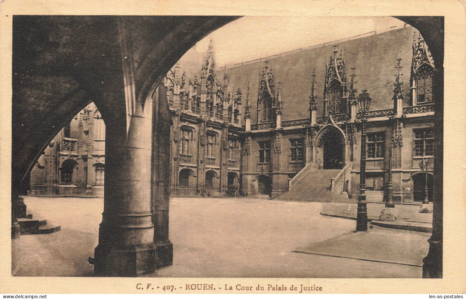 76 ROUEN LA COUR DU PALAIS DE JUSTICE - Rouen