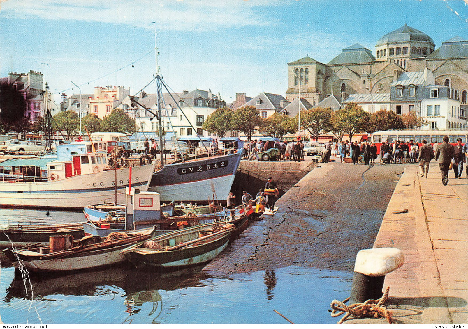 29 CONCARNEAU LE QUAI ARRIERE PORT - Concarneau