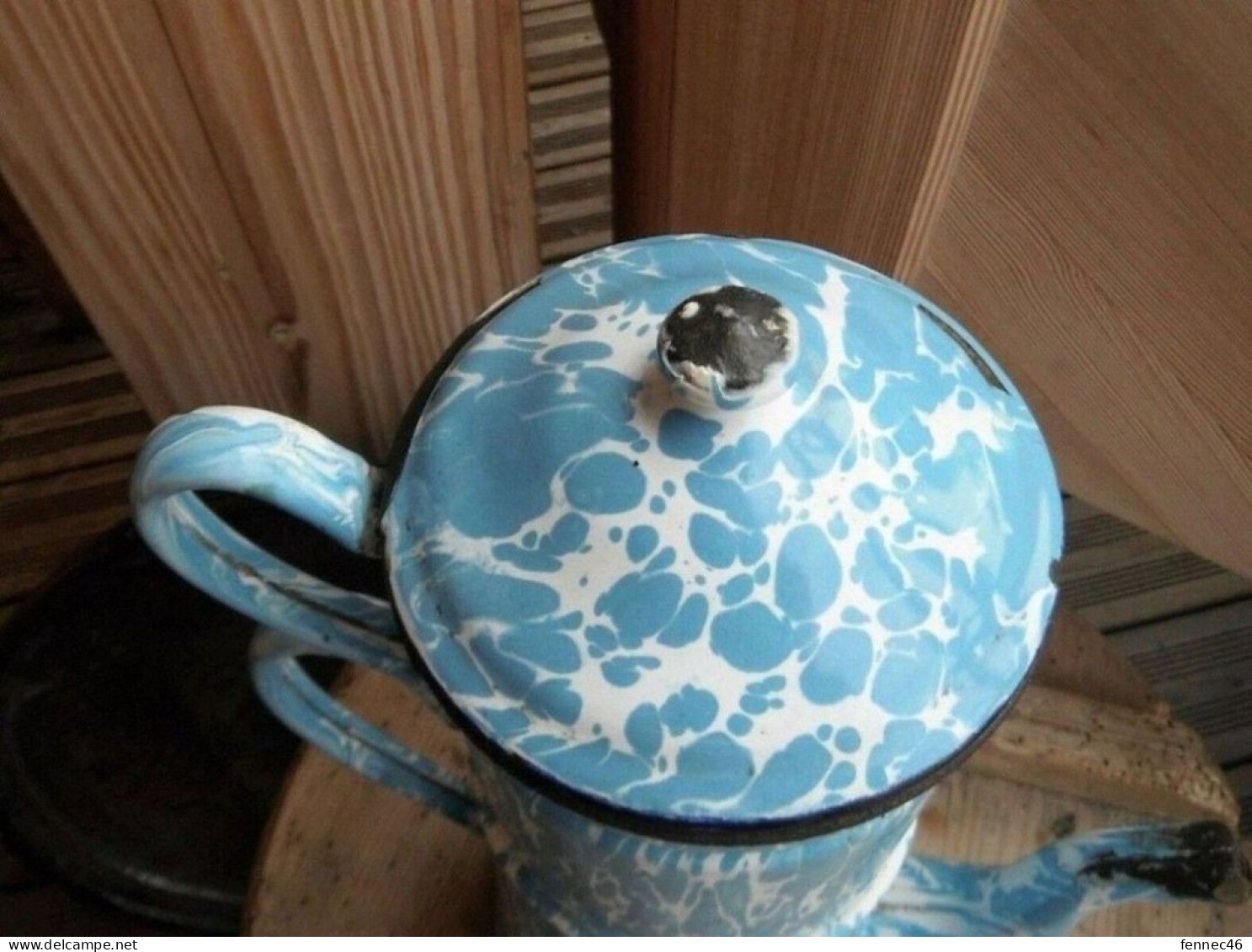 * Cafetière En Tôle émaillée,  irisée Bleu Et Blanc (Pour Décoration Ou Collection) - Andere & Zonder Classificatie