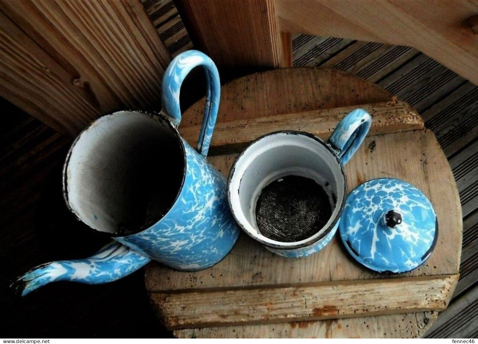 * Cafetière En Tôle émaillée,  irisée Bleu Et Blanc (Pour Décoration Ou Collection) - Sonstige & Ohne Zuordnung