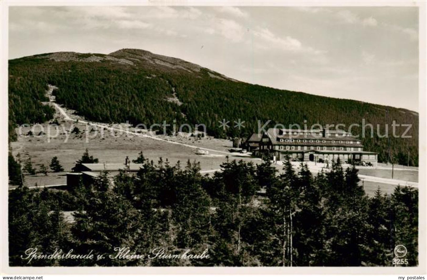 73818359 Riesengebirge_Krkonose_Karkonosze Spindlerbaude Und Kleine Sturmhaube - Czech Republic