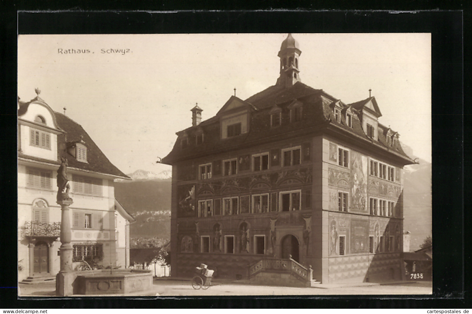 AK Schwyz, Rathaus Und Brunnen  - Sonstige & Ohne Zuordnung