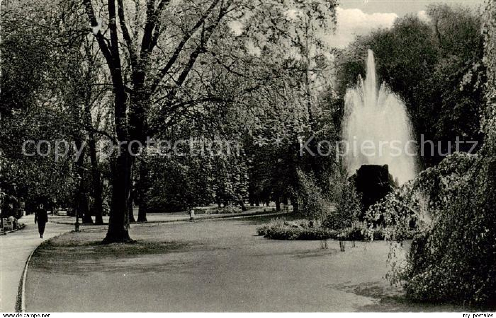 73816976 Baden-Baden Springbrunnen In Der Lichtenthaler Allee Baden-Baden - Baden-Baden