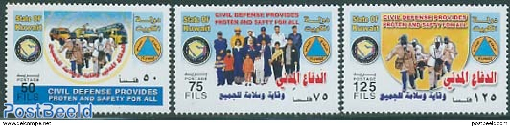Kuwait 2005 Civil Defense 3v, Mint NH, Health - Transport - Various - Health - Automobiles - Fire Fighters & Preventio.. - Coches