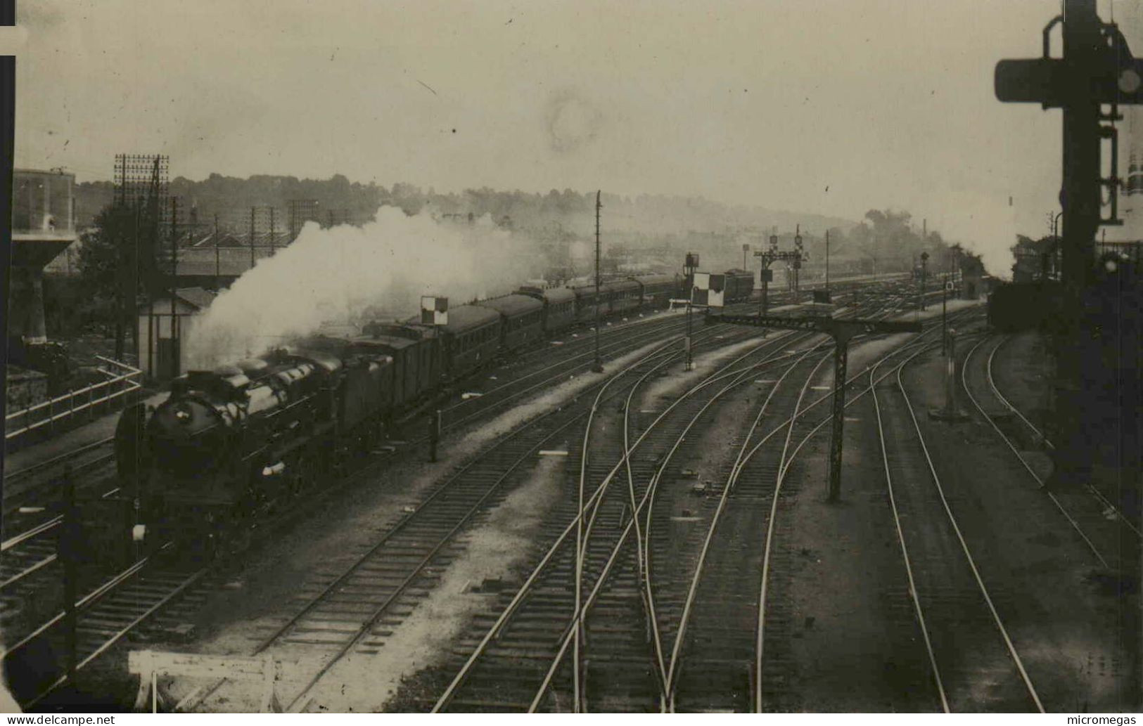 Reproduction - Compiègne - N°9 - Trains