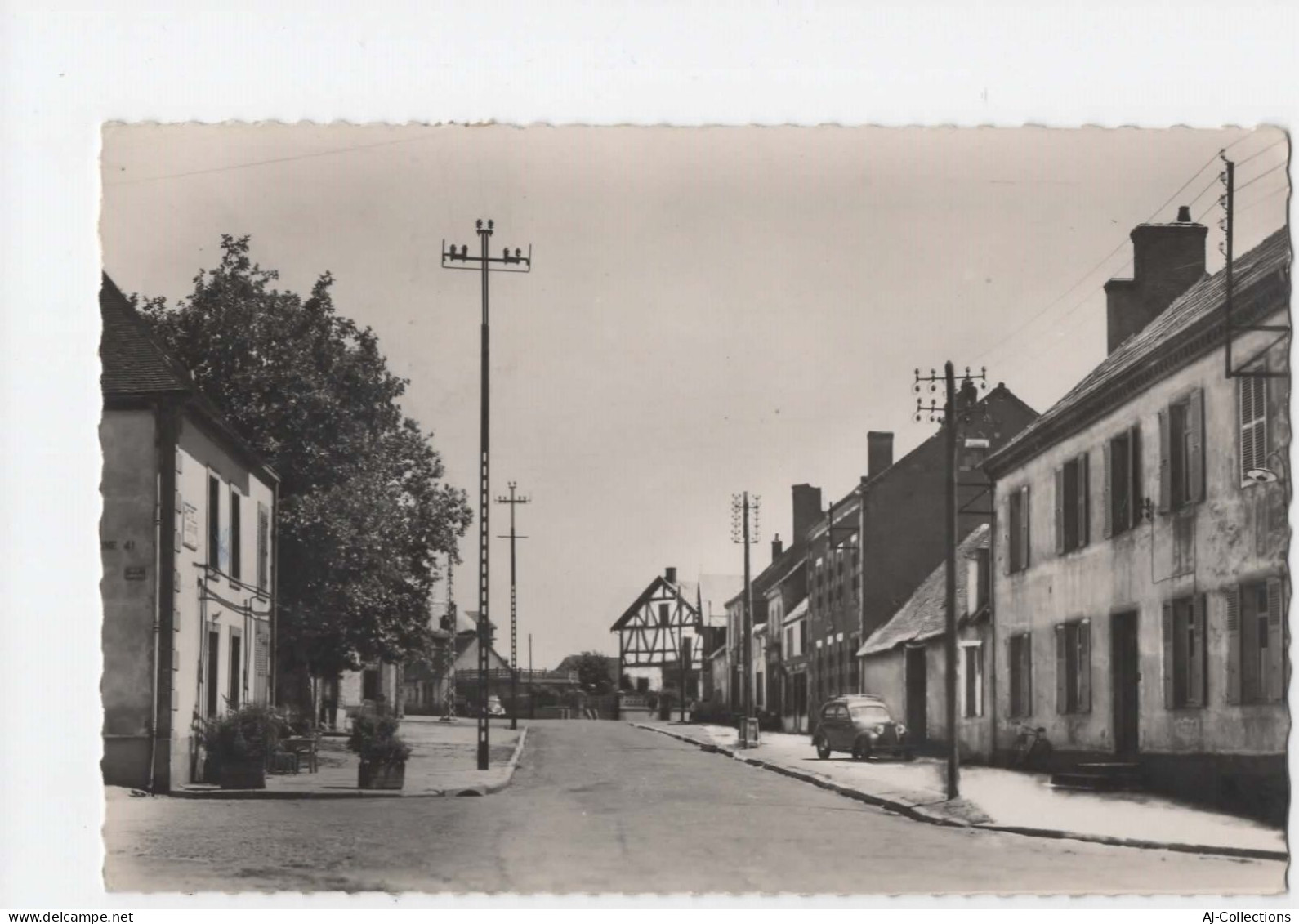 AJC - Montmarault - Bouleavrd Tourret - Autres & Non Classés