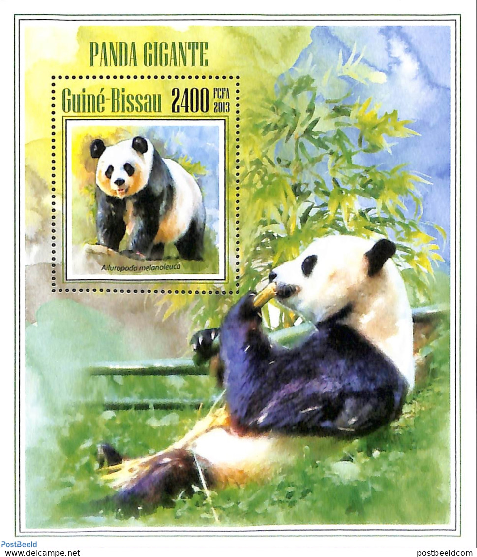 Guinea Bissau 2013 Giant Panda, Mint NH, Nature - Pandas - Guinea-Bissau