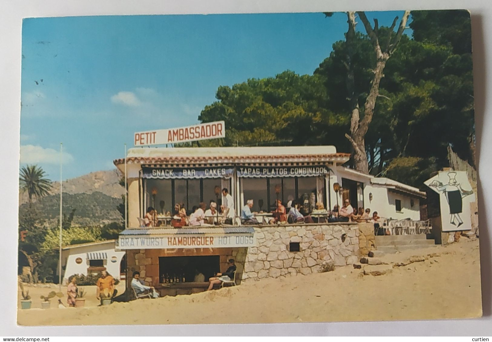 MALLORCA . Espagne . Restaurant " Petit Ambassador " Playa Camp De Mar . - Mallorca