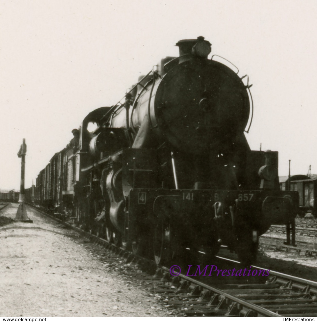 Photo Locomotive SNCF 141 B 857 Train Gare Sud Ouest France Chemin Chemins Fer Loco Motrice Vapeur 141B Photographie - Treinen