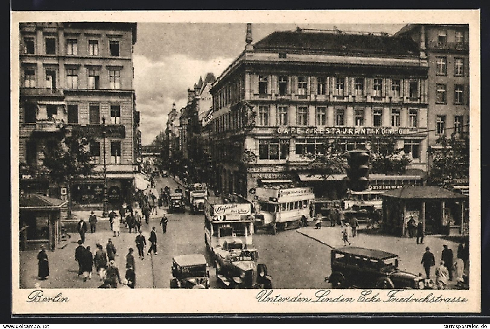 AK Berlin, Belebte Strassenpartie Unter Den Linden Ecke Friedrichstrasse  - Mitte