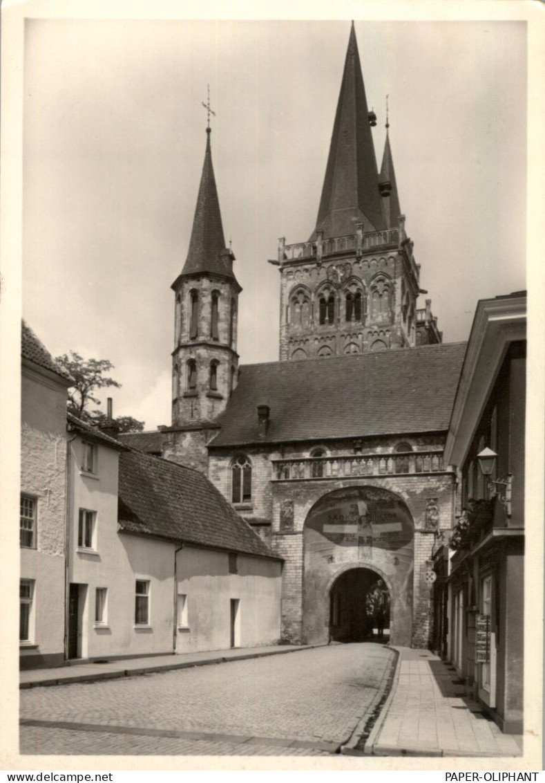 4232 XANTEN, Dom, Das Tor Unter Der Michaeliskapelle, DKV Deutscher Kunst Verlag - Xanten