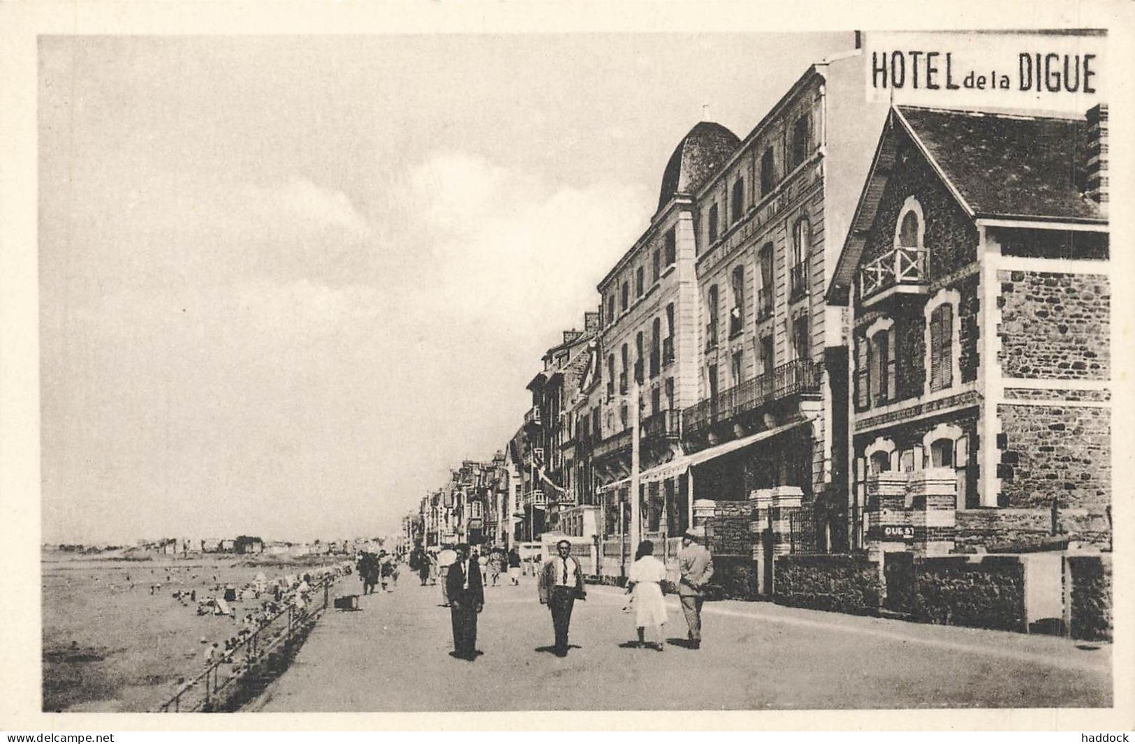 SAINT MALO : LA DIGUE - Saint Malo