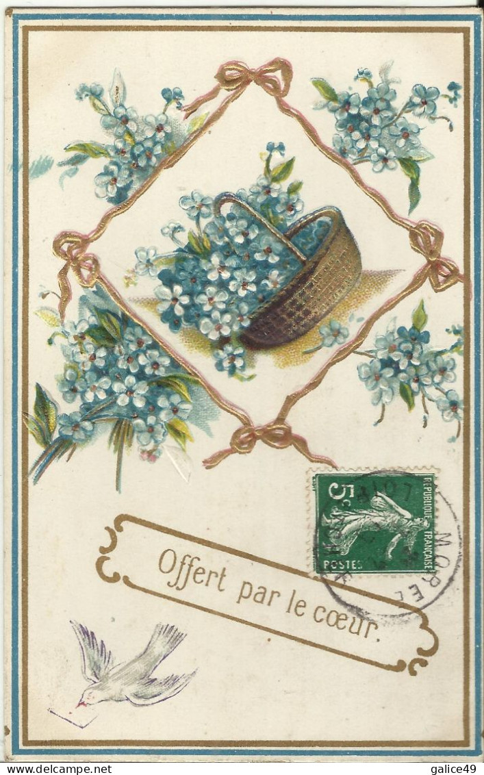 4594 CPA Gaufrée - Myosotis - Offert Par Le Coeur - Bloemen