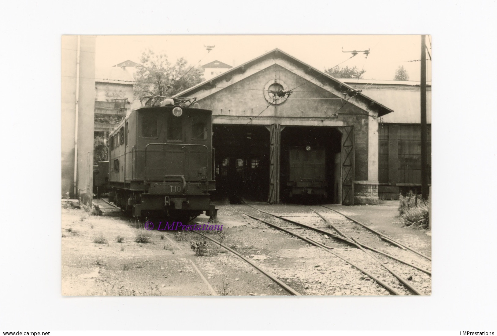 Photo Locomotive SGLMG T10 Dépôt Atelier Isère Alpes France Train Gare Motrice Tracteur Saint Georges Commiers La Mure - Trains