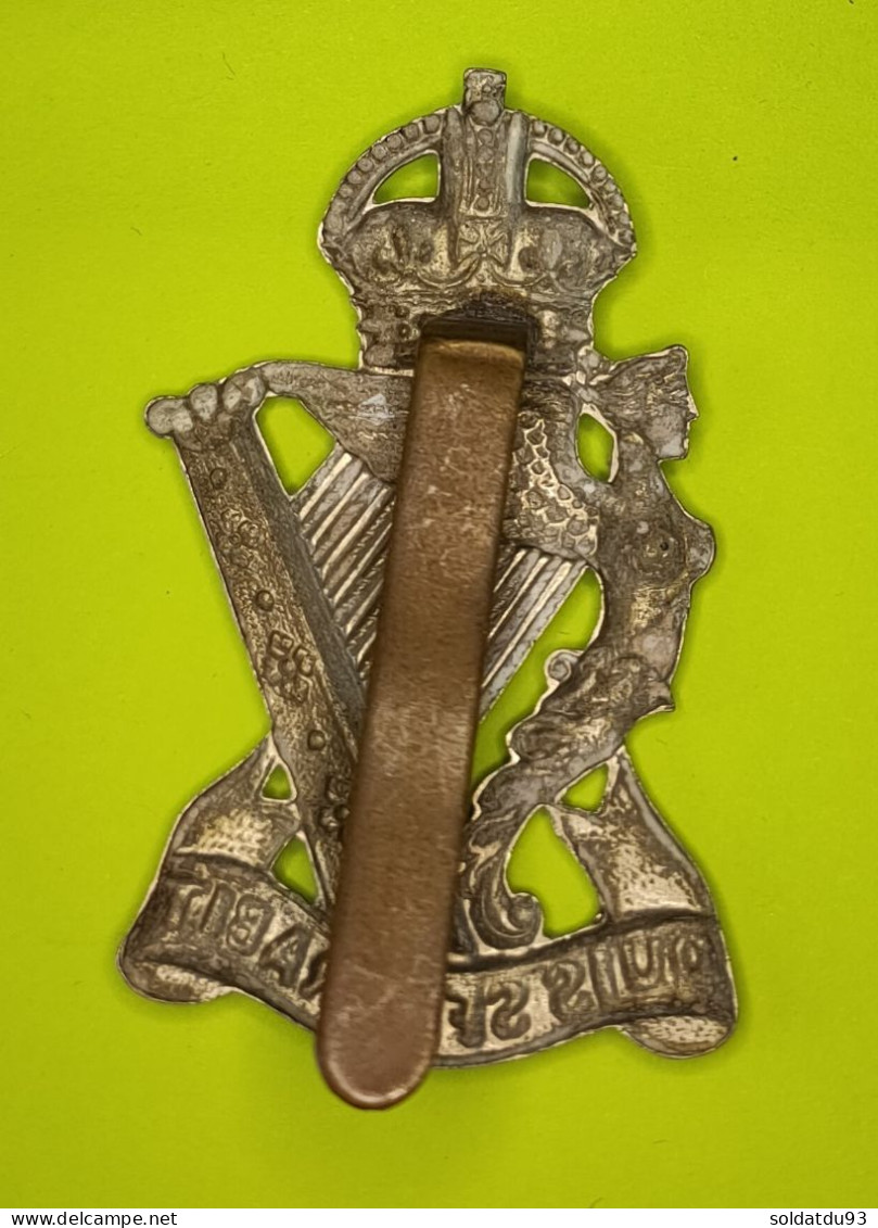 Insigne De Casquette Des Royal Irish Rifles - 1914-18