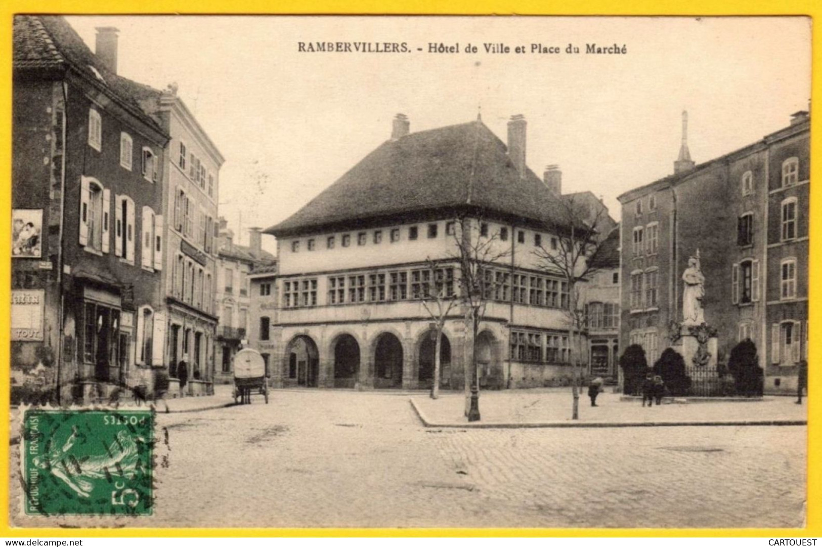 CPA RAMBERVILLERS - La Place Du Marché Et Hôtel De Ville 1911 Petite Animation - Rambervillers