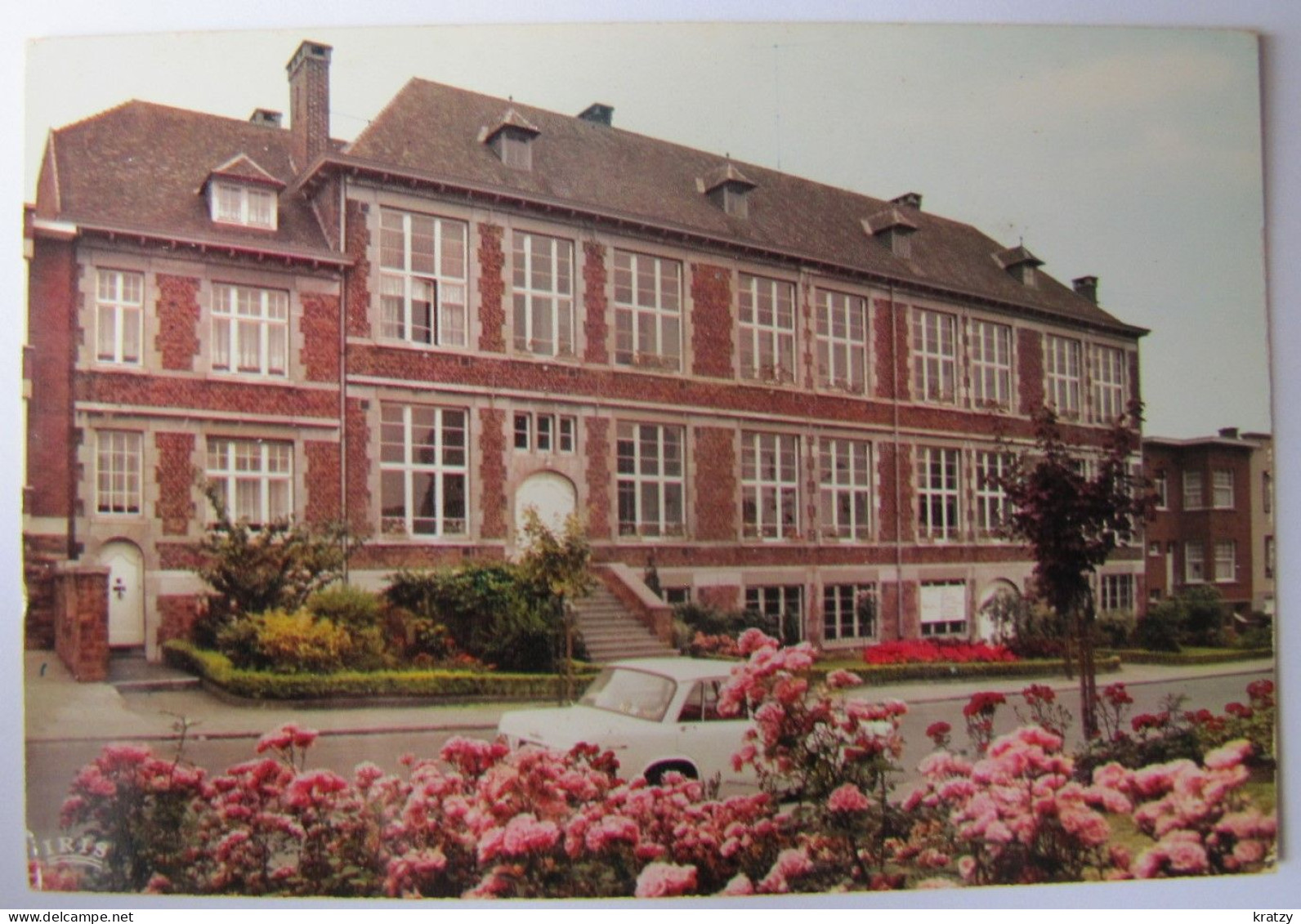 BELGIQUE - LIEGE - VISE - Ecole Moyenne Des Filles - Wezet