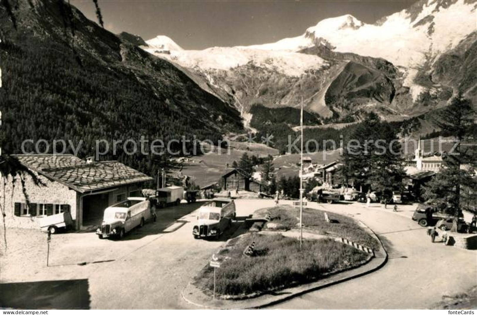 13211978 Saas-Fee Auto-Post Parkplatz Allalinhorn Alphubel Saas-Fee - Autres & Non Classés