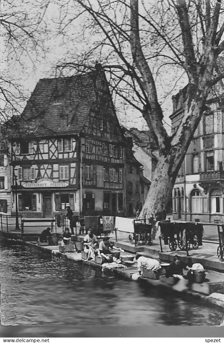 COLMAR : Le Lavoir Et La Place De La Sinn - Colmar