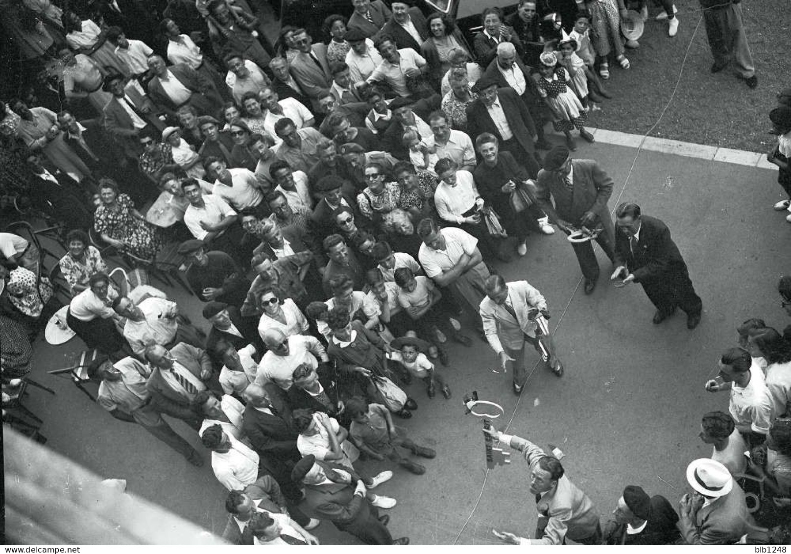 [64] Pyrénées-Atlantiques >  Bayonne Reproduction Photo 1948 Fetes De Bayonne Lancer Des Clés - Bayonne