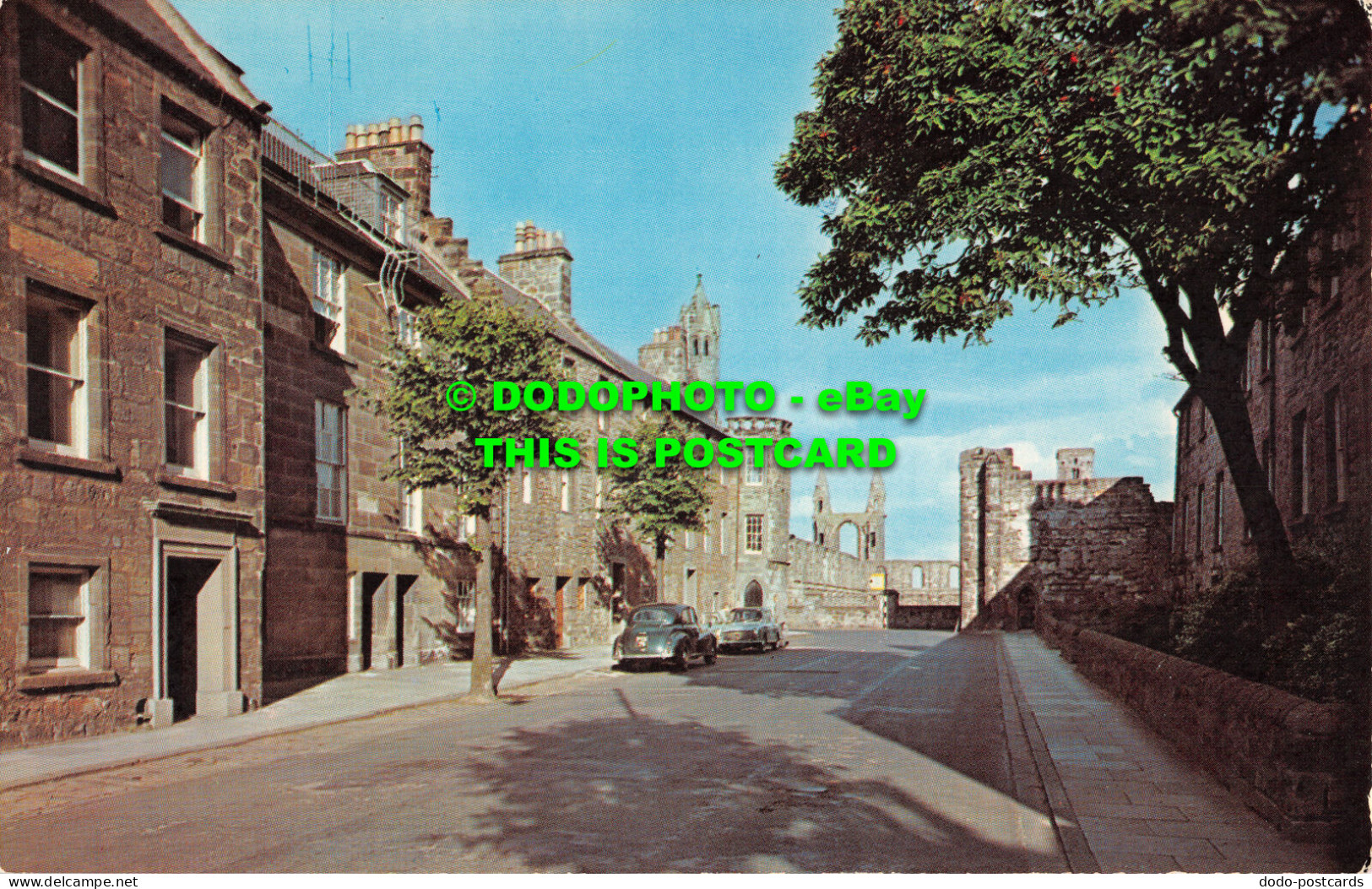 R526059 Old South Street. St. Andrews. Fife. Litho Canada. N. P. O. Belfast - Monde