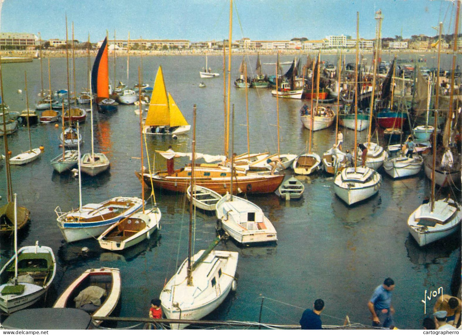 Navigation Sailing Vessels & Boats Themed Postcard La Cote De Beaute Royan - Sailing Vessels