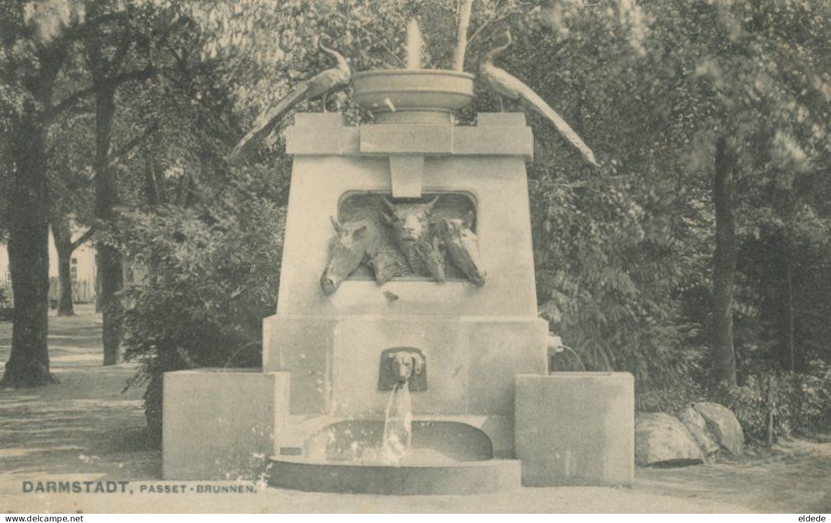 Fontaine Motifs Animaux Ferme Vache Cheval Chevre Mouton Chien Paon Peacock Goat Sheep Etc - Autres & Non Classés