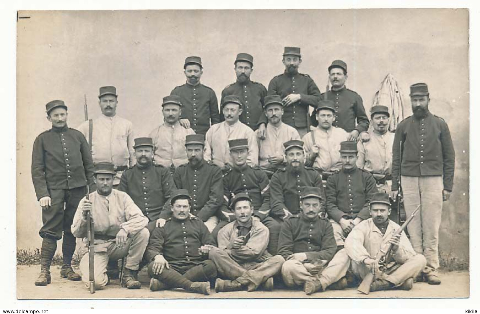 CPA Carte Photo D'un Groupe De 22 Militaires Guerre 1914-1918 - Guerre 1914-18