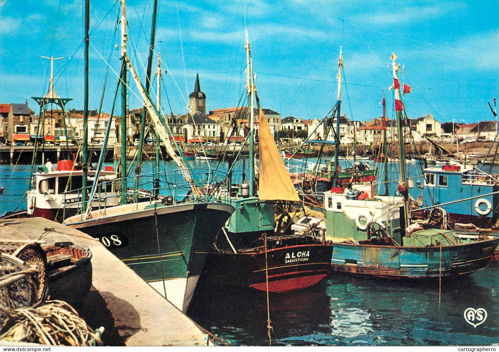 Navigation Sailing Vessels & Boats Themed Postcard Les Saables D'Olonne Vendee - Sailing Vessels