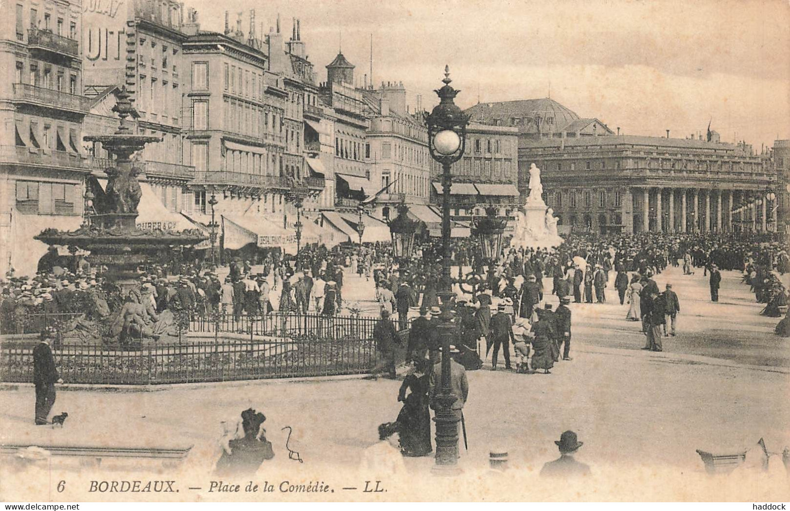 BORDEAUX : PLACE DE LA COMEDIE - Bordeaux