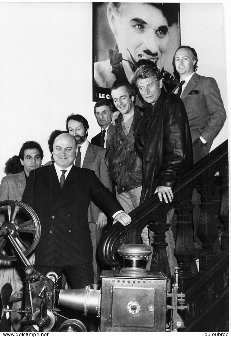 JOHNNY HALLYDAY 1988 PRESIDENT DE LA COMMISSION DE SOUTIEN VIDEO-MUSIQUES PHOTO DE PRESSE ORIGINALE 21X15CM - Famous People