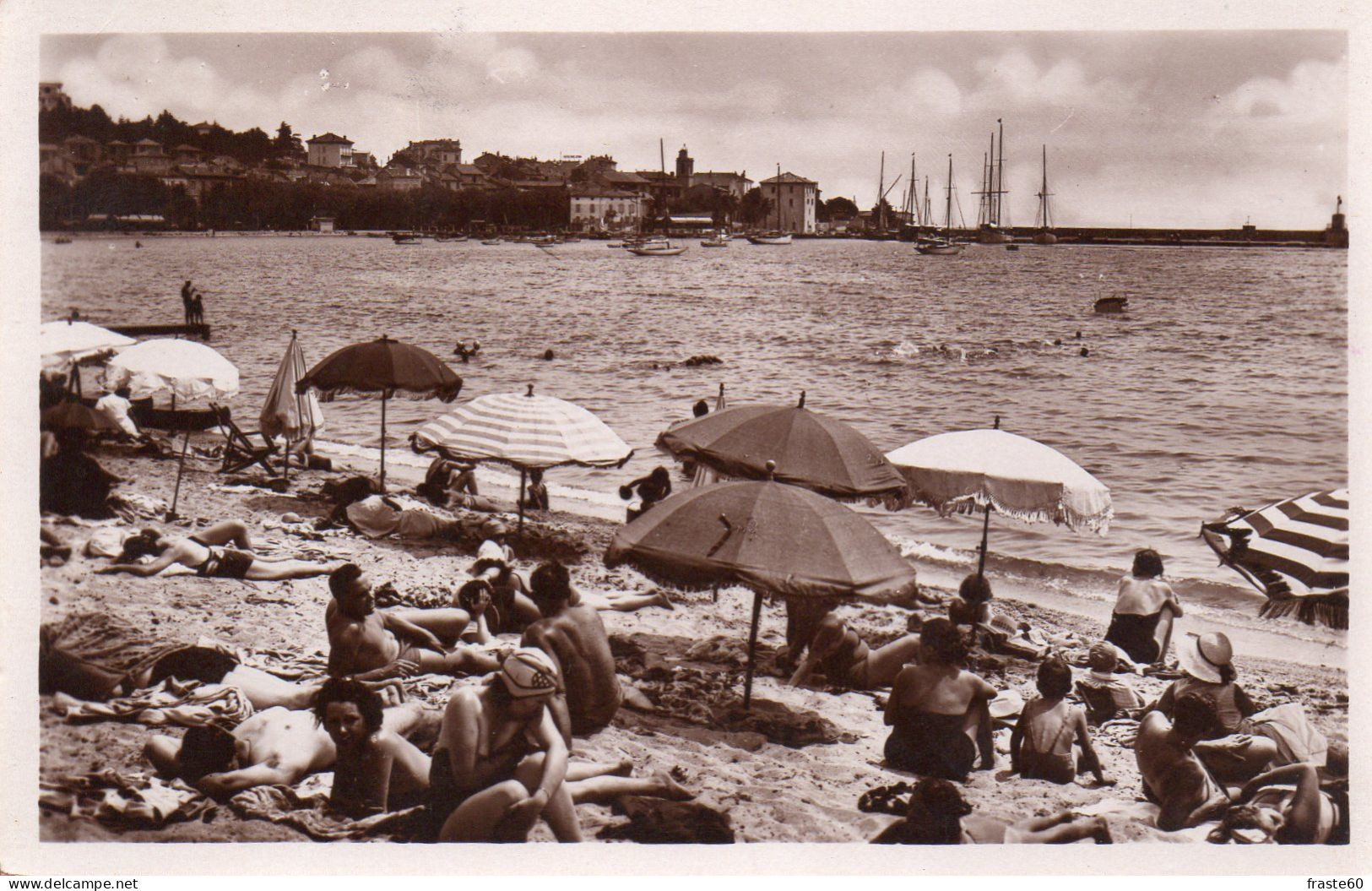 Sainte Maxime Sur Mer - La Plage - Sainte-Maxime