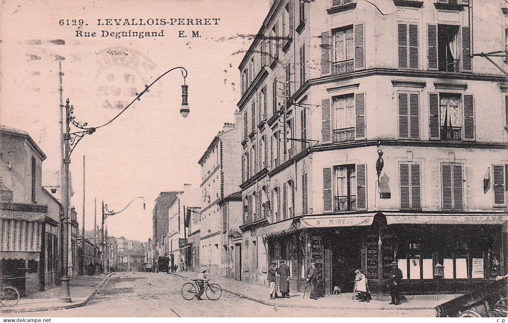 Levallois Perret  -  Rue Deguingand   -   CPA °J - Levallois Perret