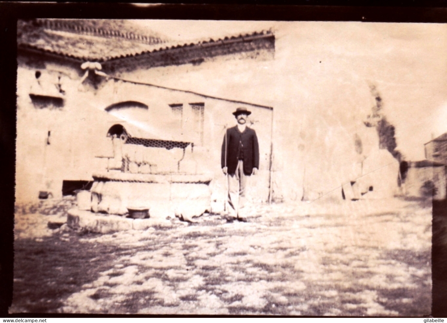 Photo Originale - Année 1905 - CAUZAC ( Lot Et Garonne ) Cour Interieure Du Chateau   - Lugares