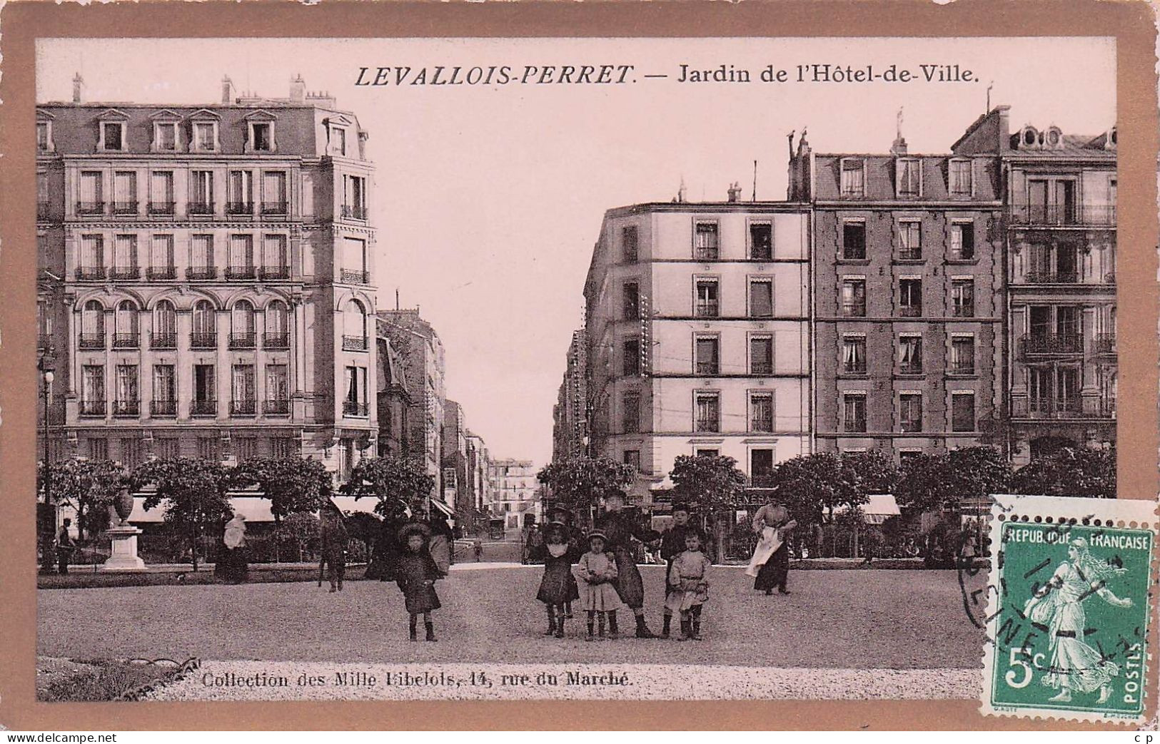 Levallois Perret  - Jardin De L'Hotel De Ville -  CPA °J - Levallois Perret