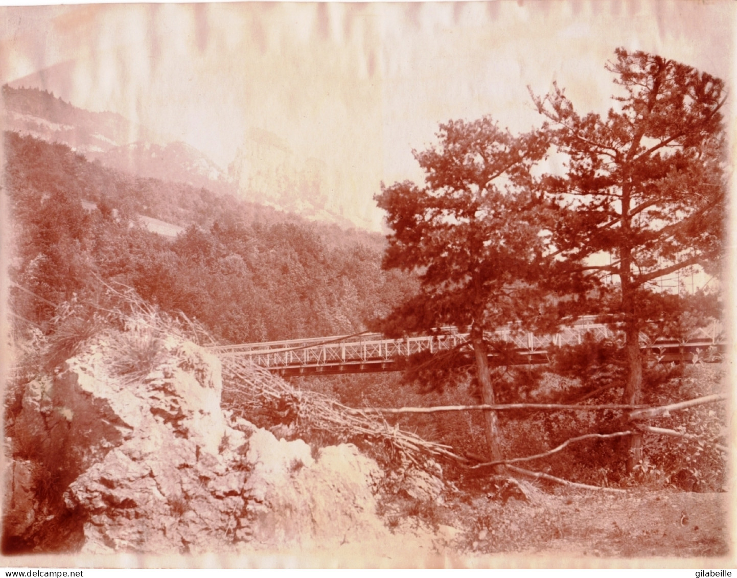 Grande Photo Originale -  1905 - Pont De L'Abime Pres Aix Les Bains ( Haute Savoie )  - Places