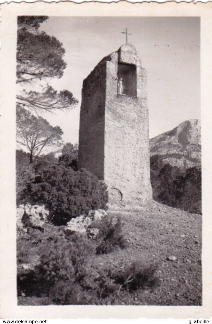 Photo Originale -religion - Oratoire - Petite Chapelle - Commune De SAINT ANTONIN Sur BAYON ( Bouches Du Rhone )   Rare - Places