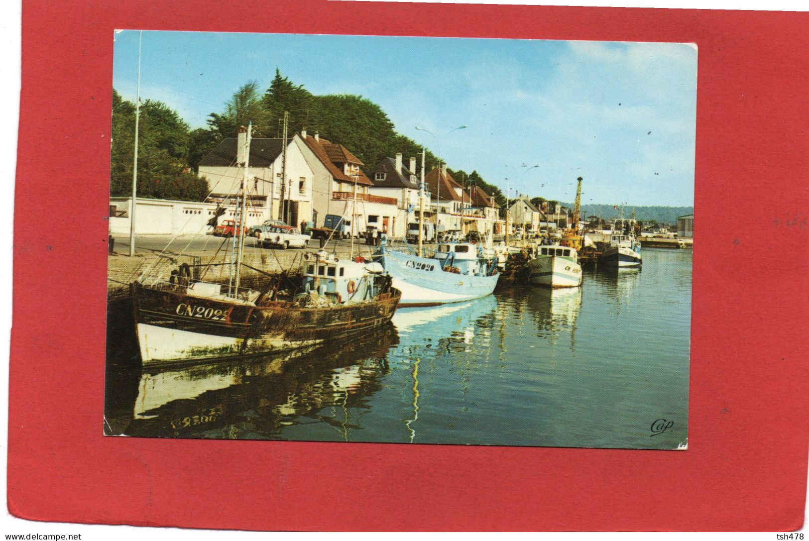 14----PORT EN BESSIN---Le Nouveau Port---voir 2 Scans - Port-en-Bessin-Huppain