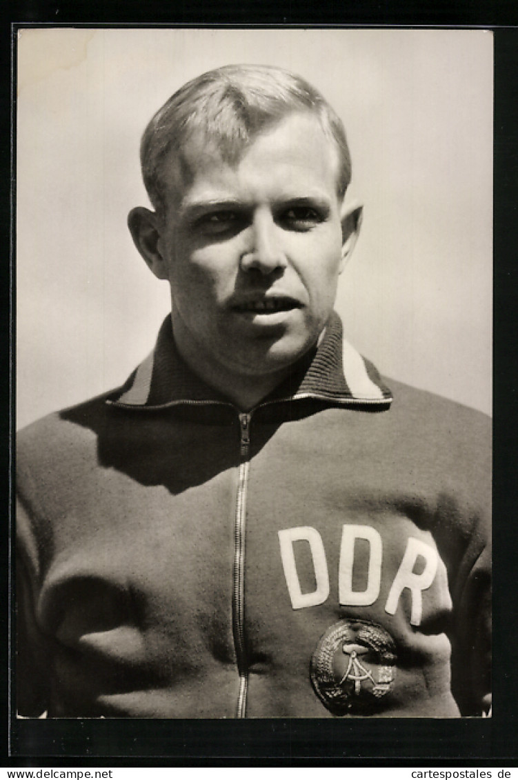 AK Fussballspieler Manfred Walter, Geb., 31.07.1937, BSG Chemie Leipzig, Halbporträt  - Soccer