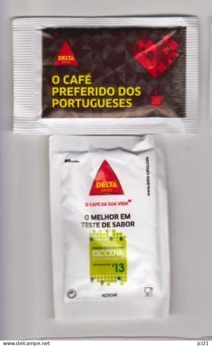 Sachet De Sucre " DELTA O Café Preferido Dos Portugueses " Coeur Sur Fond Noir (scann Recto-verso) [S092]_Di128 - Sugars